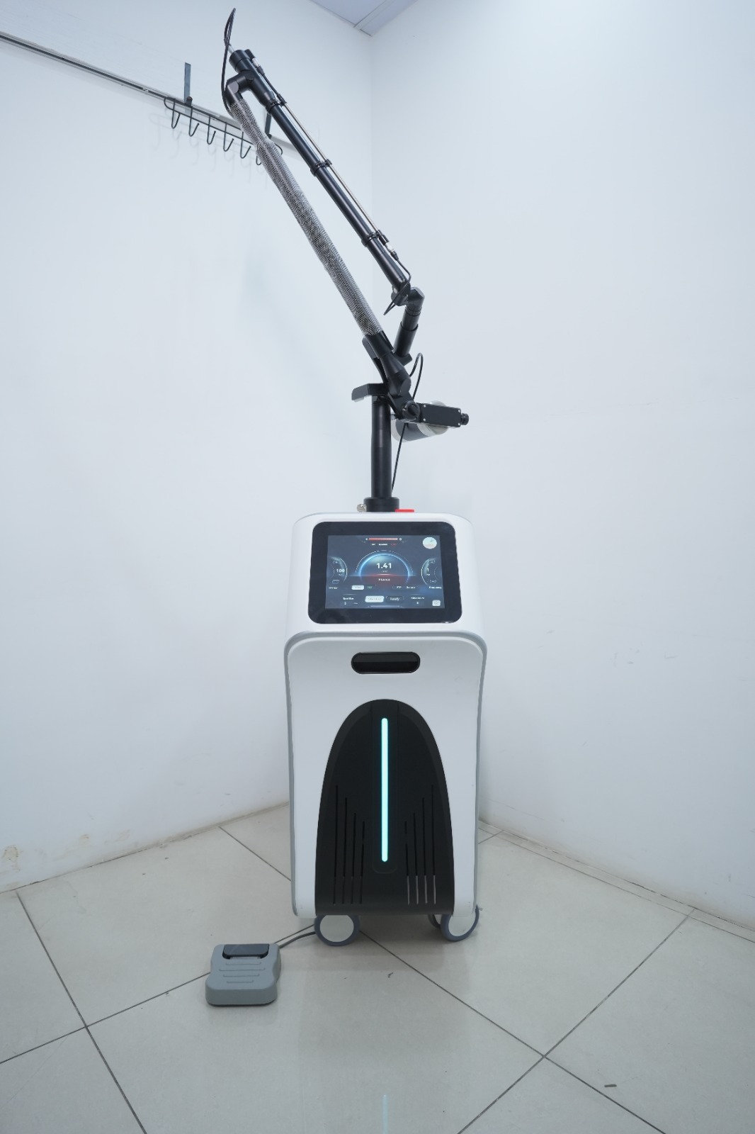 Pico Laser front complete setup